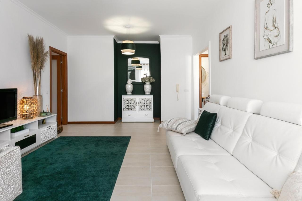 Ferienwohnung Nazare Modern Flat Exterior foto